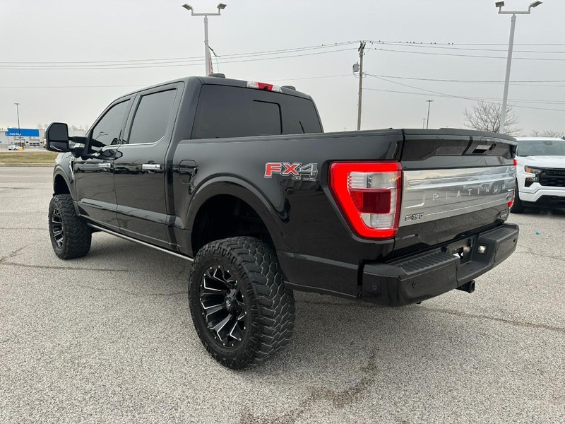 Ford F-150 Vehicle Full-screen Gallery Image 3