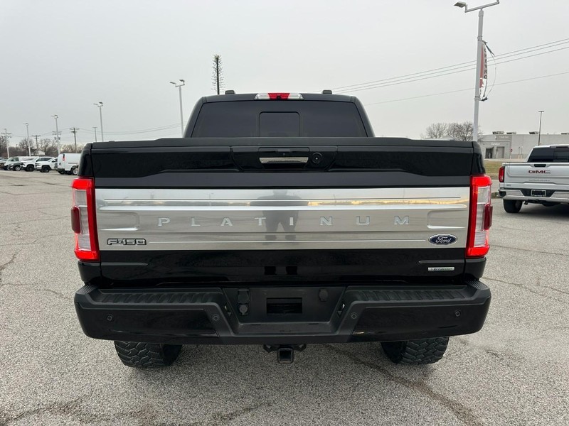 Ford F-150 Vehicle Full-screen Gallery Image 4