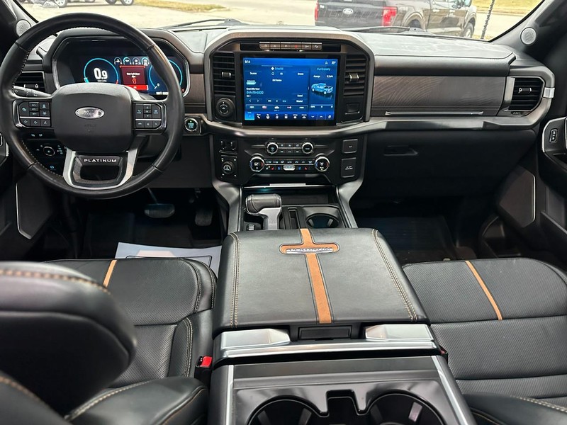Ford F-150 Vehicle Full-screen Gallery Image 13