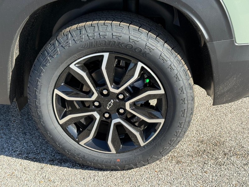 Chevrolet TrailBlazer Vehicle Full-screen Gallery Image 4