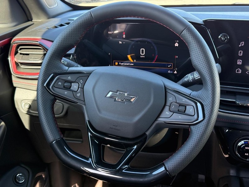 Chevrolet TrailBlazer Vehicle Full-screen Gallery Image 8