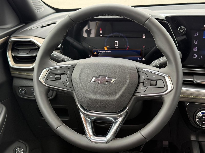 Chevrolet TrailBlazer Vehicle Full-screen Gallery Image 8