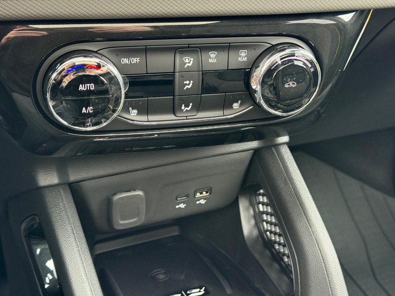 Chevrolet TrailBlazer Vehicle Full-screen Gallery Image 14