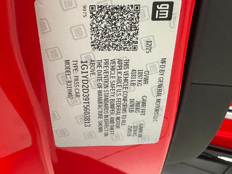 Chevrolet Corvette Vehicle Full-screen Gallery Image 15