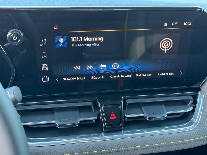 Chevrolet TrailBlazer Vehicle Full-screen Gallery Image 12