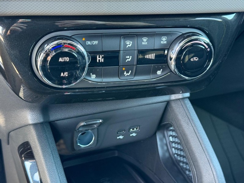 Chevrolet TrailBlazer Vehicle Full-screen Gallery Image 14