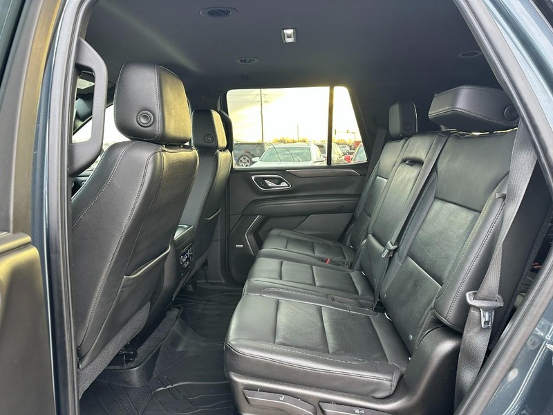 Chevrolet Tahoe Vehicle Full-screen Gallery Image 10