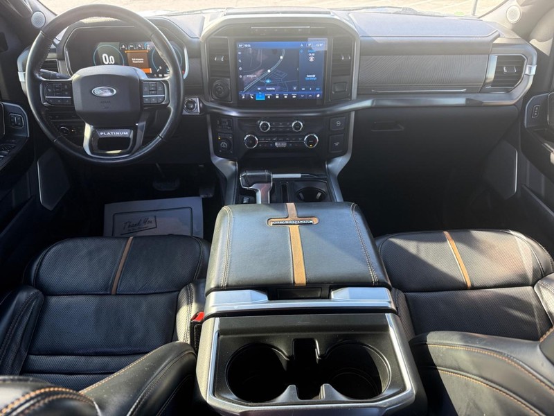 Ford F-150 Vehicle Full-screen Gallery Image 13