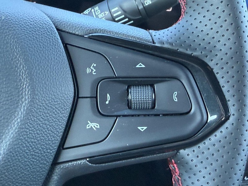 Chevrolet TrailBlazer Vehicle Full-screen Gallery Image 9