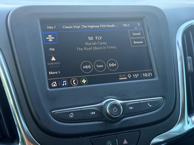 Chevrolet Equinox Vehicle Full-screen Gallery Image 16