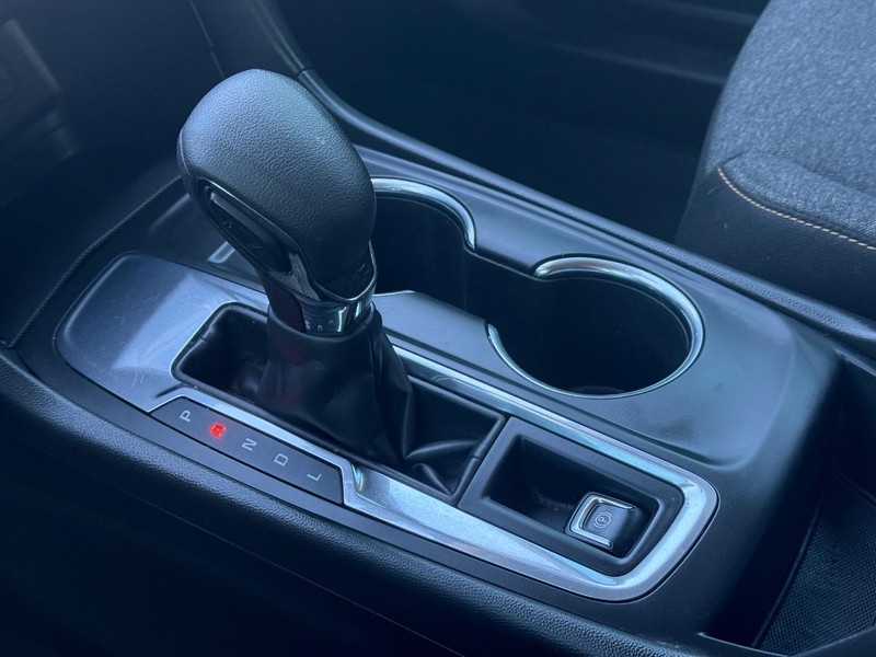 Chevrolet Equinox Vehicle Full-screen Gallery Image 19