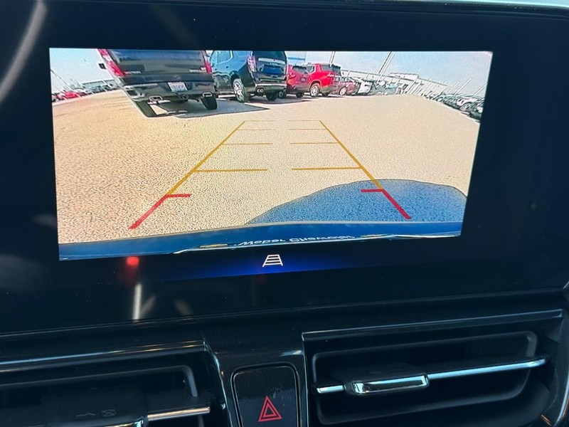 Chevrolet TrailBlazer Vehicle Full-screen Gallery Image 13