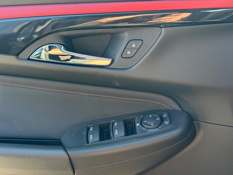 Chevrolet TrailBlazer Vehicle Full-screen Gallery Image 17