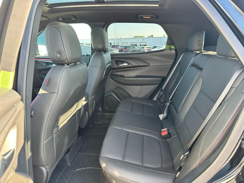Chevrolet TrailBlazer Vehicle Full-screen Gallery Image 4
