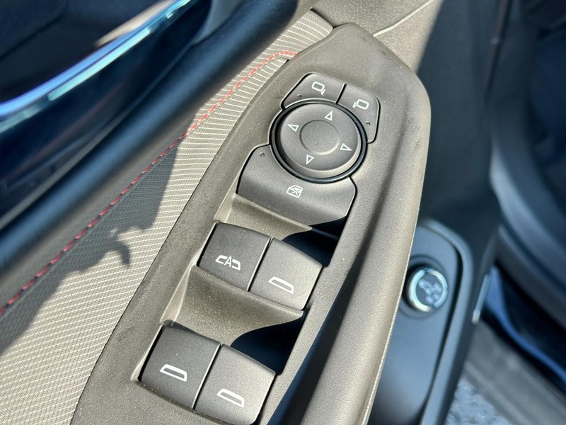 Chevrolet TrailBlazer Vehicle Full-screen Gallery Image 10