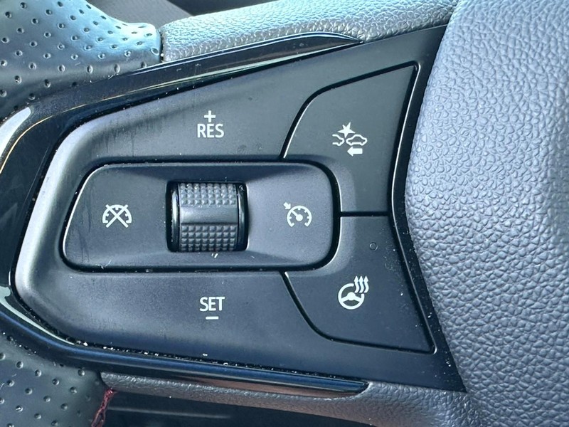 Chevrolet TrailBlazer Vehicle Full-screen Gallery Image 12