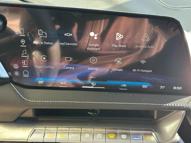 Chevrolet Corvette Vehicle Full-screen Gallery Image 12