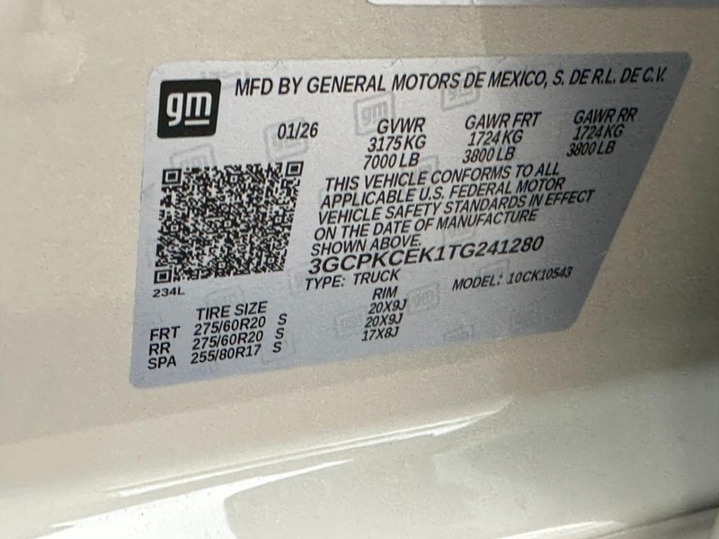 Chevrolet Silverado 1500 Vehicle Full-screen Gallery Image 14