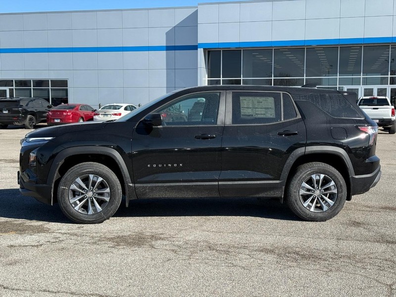 Chevrolet Equinox Vehicle Full-screen Gallery Image 2