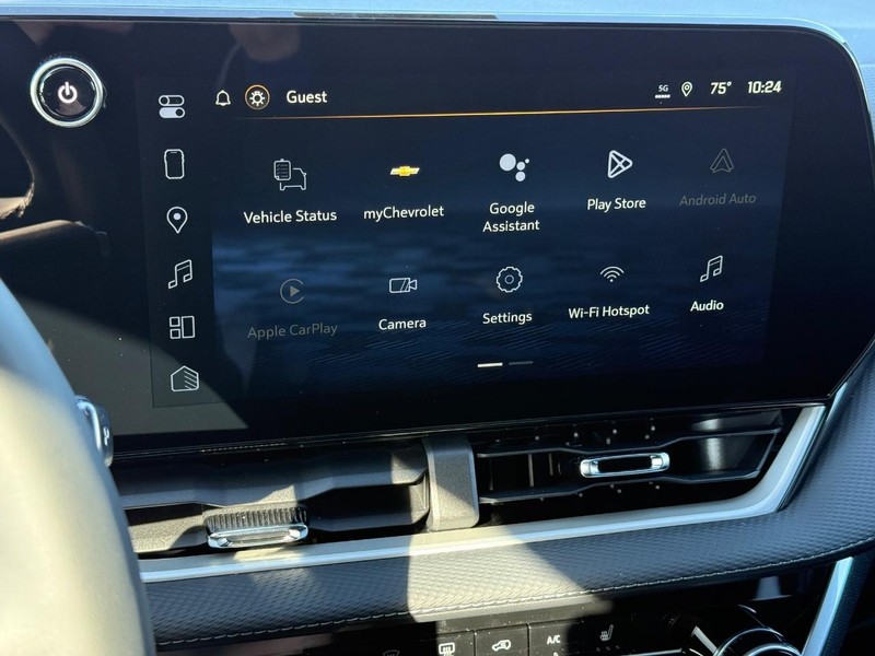 Chevrolet Equinox Vehicle Full-screen Gallery Image 10