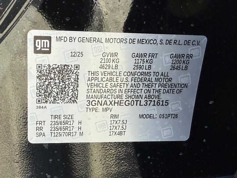 Chevrolet Equinox Vehicle Full-screen Gallery Image 17