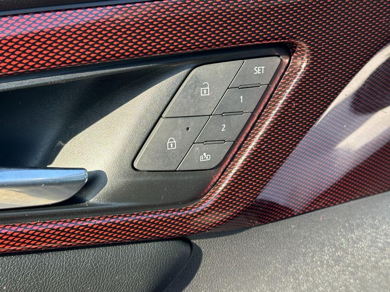 Chevrolet Traverse Vehicle Full-screen Gallery Image 20