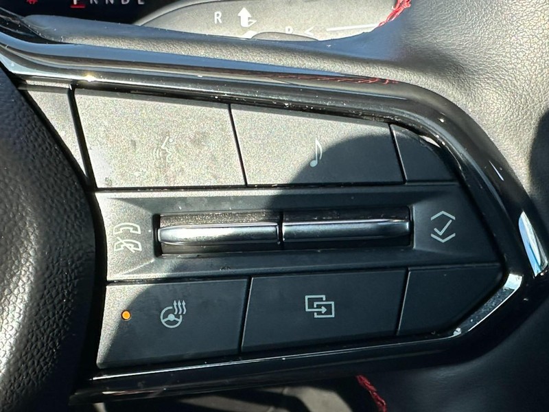 Chevrolet Traverse Vehicle Full-screen Gallery Image 23