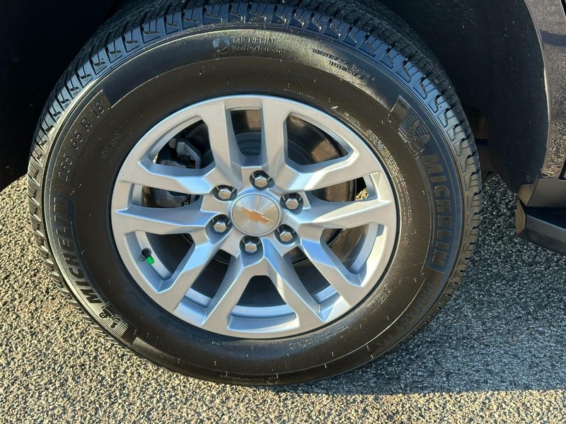 Chevrolet Tahoe Vehicle Full-screen Gallery Image 7