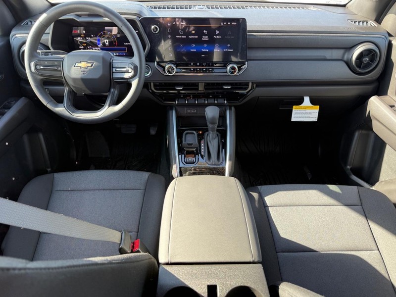 Chevrolet Colorado Vehicle Full-screen Gallery Image 6