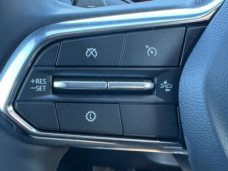 Chevrolet Equinox Vehicle Full-screen Gallery Image 11