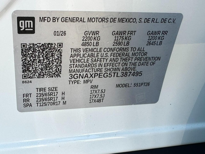 Chevrolet Equinox Vehicle Full-screen Gallery Image 14