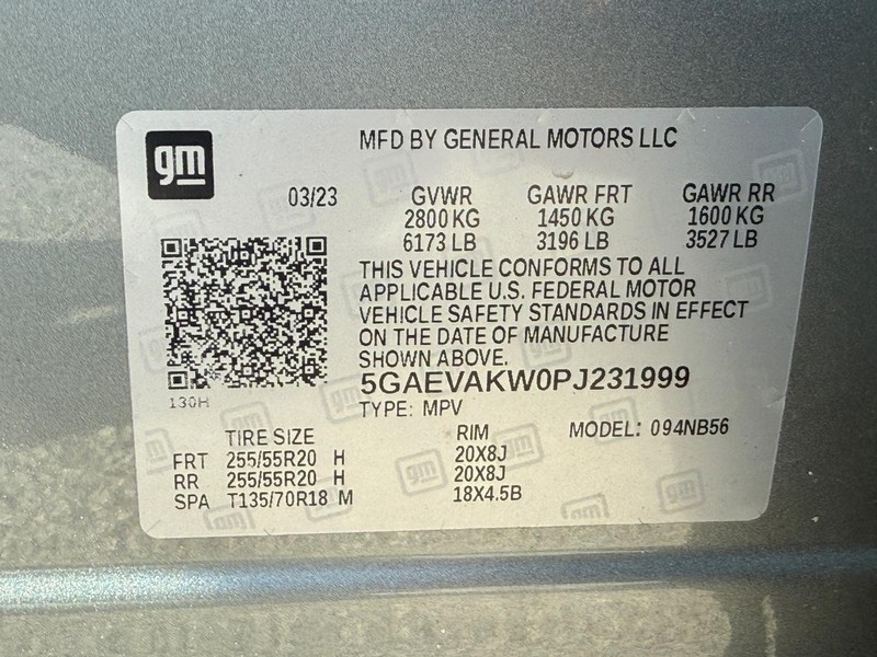 Buick Enclave Vehicle Full-screen Gallery Image 26