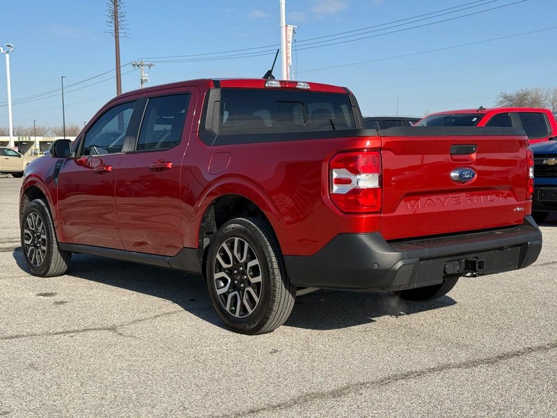 Ford Maverick Vehicle Full-screen Gallery Image 3