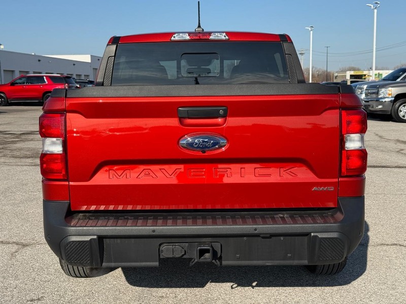 Ford Maverick Vehicle Full-screen Gallery Image 4