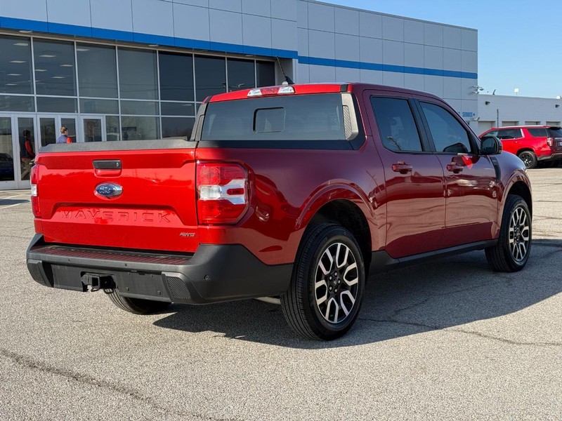 Ford Maverick Vehicle Full-screen Gallery Image 5