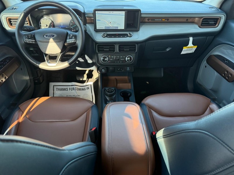 Ford Maverick Vehicle Full-screen Gallery Image 12