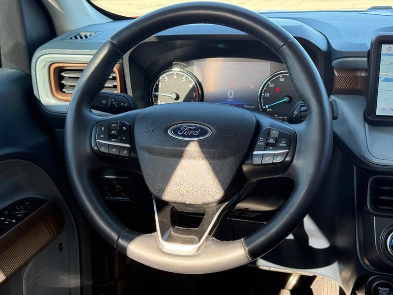 Ford Maverick Vehicle Full-screen Gallery Image 13