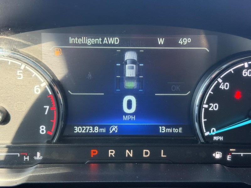 Ford Maverick Vehicle Full-screen Gallery Image 22