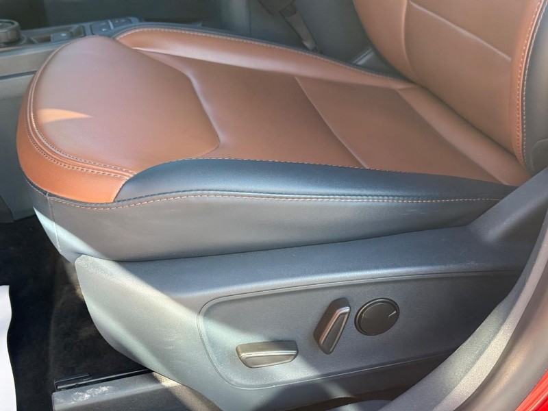 Ford Maverick Vehicle Full-screen Gallery Image 26