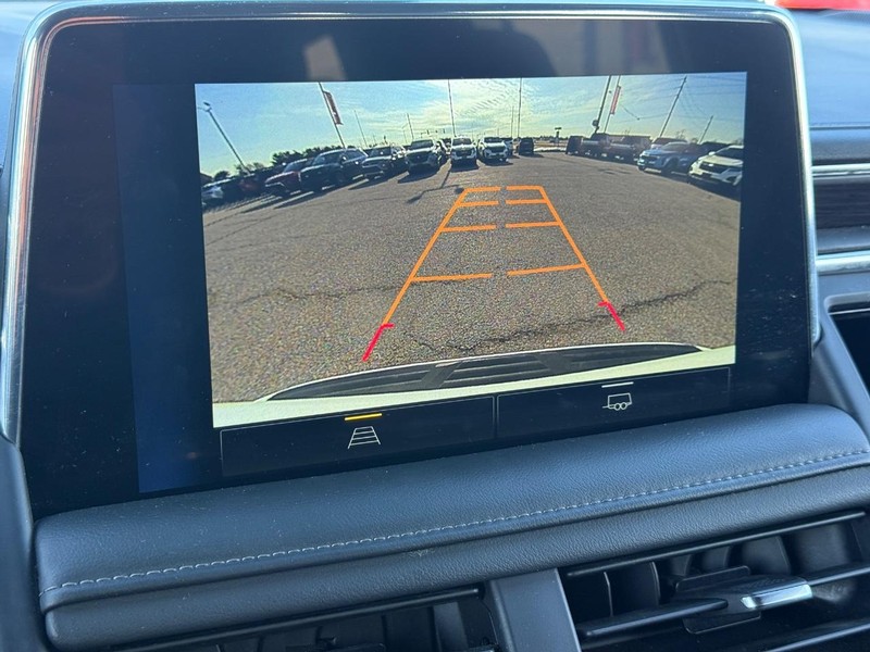 Chevrolet Tahoe Vehicle Full-screen Gallery Image 19