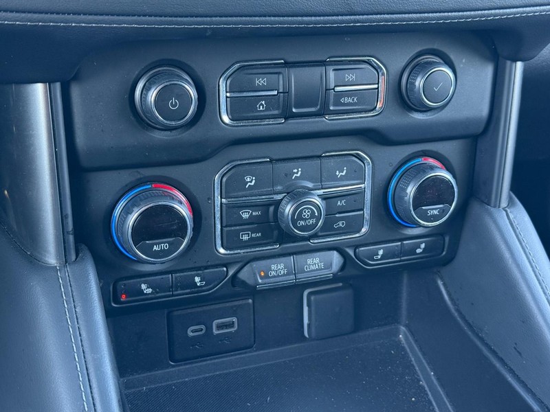 Chevrolet Tahoe Vehicle Full-screen Gallery Image 20