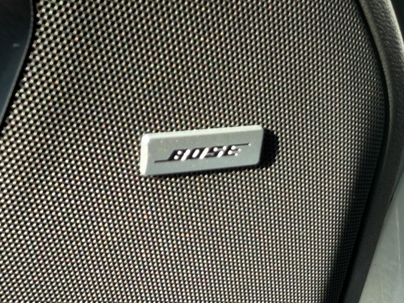 Chevrolet Tahoe Vehicle Full-screen Gallery Image 25