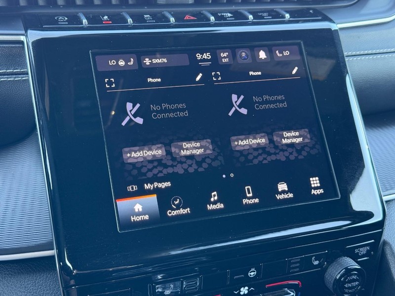 Jeep Grand Cherokee Vehicle Full-screen Gallery Image 16