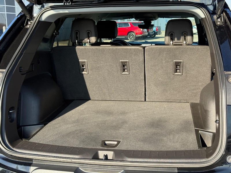 Chevrolet Blazer Vehicle Full-screen Gallery Image 06