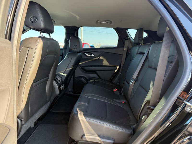 Chevrolet Blazer Vehicle Full-screen Gallery Image 10