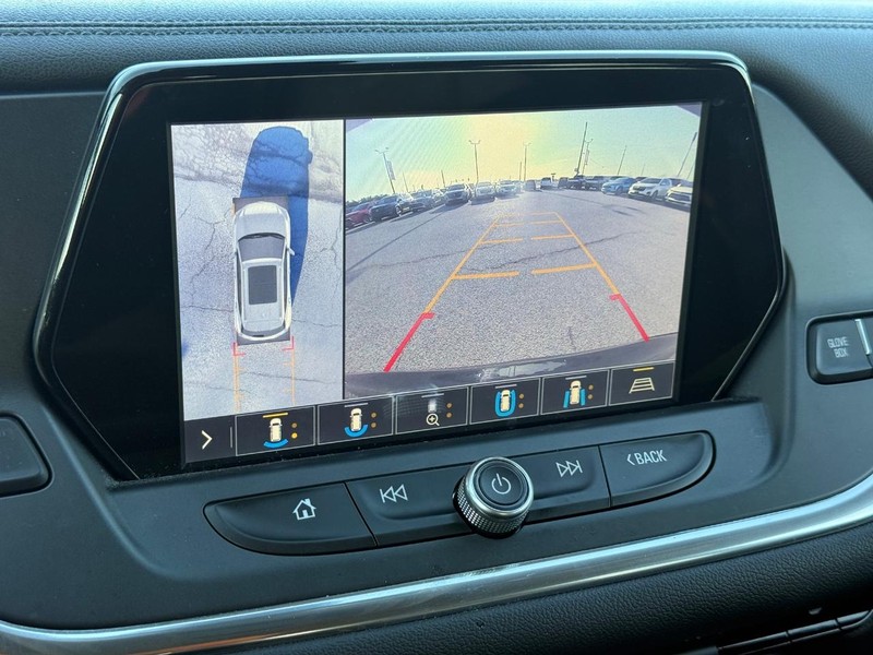 Chevrolet Blazer Vehicle Full-screen Gallery Image 17