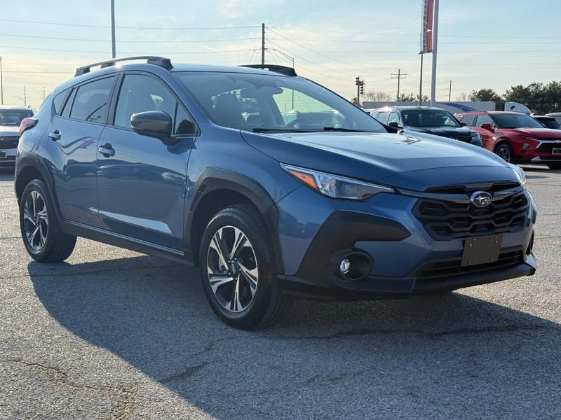 Subaru Crosstrek Vehicle Full-screen Gallery Image 8