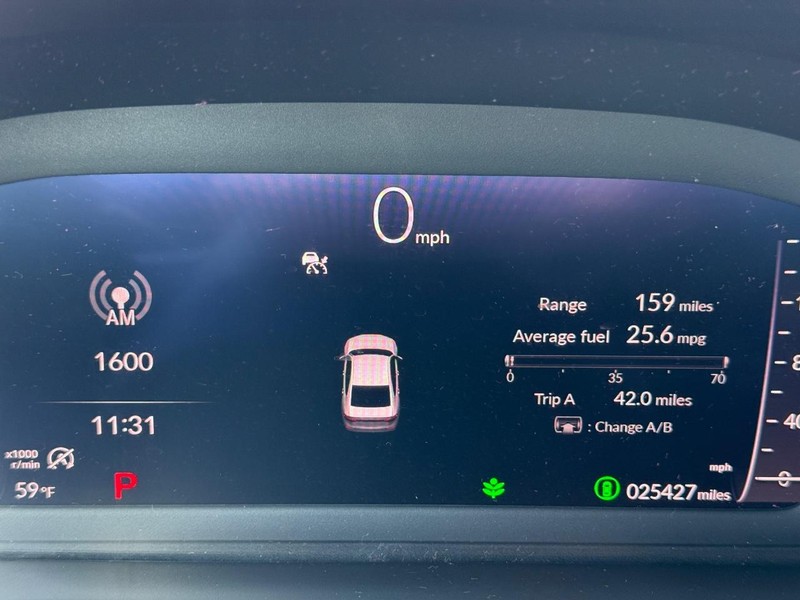 Honda Accord Sedan Vehicle Full-screen Gallery Image 21