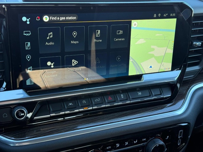 Chevrolet Silverado 1500 Vehicle Full-screen Gallery Image 10