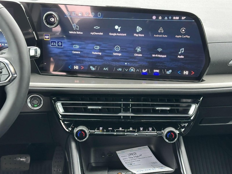 Chevrolet Traverse Vehicle Full-screen Gallery Image 8